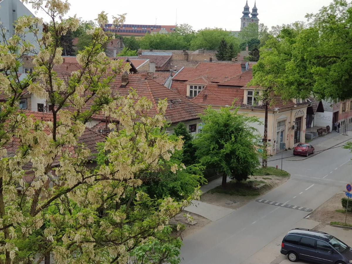 Aurora Apartment Суботица Екстериор снимка